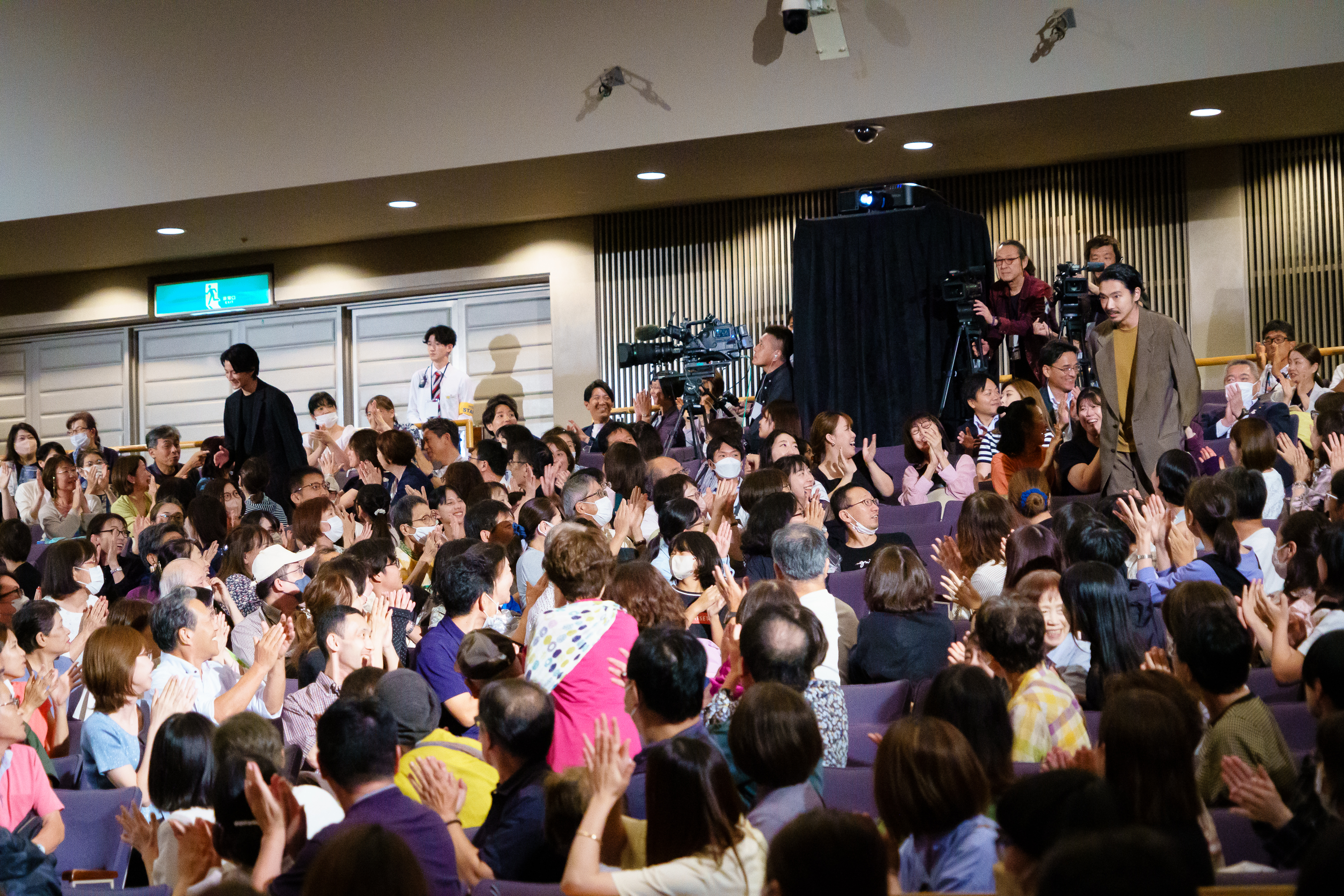 大河ドラマ『光る君へ』スペシャルトークショー　俳優　江本佑さん、渡邊圭祐さんの登場