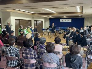 挨拶をする市長