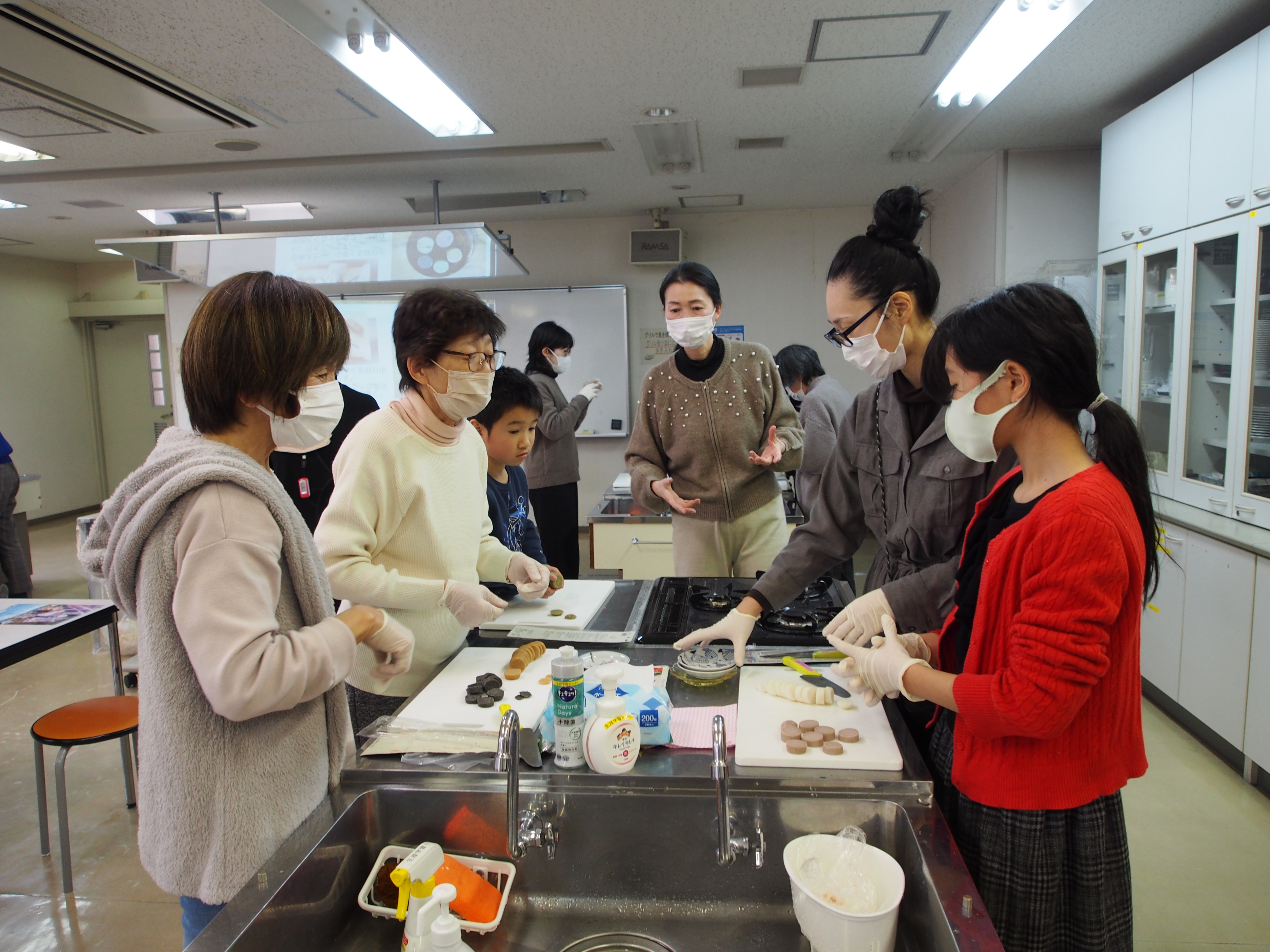 粉熟作りの様子