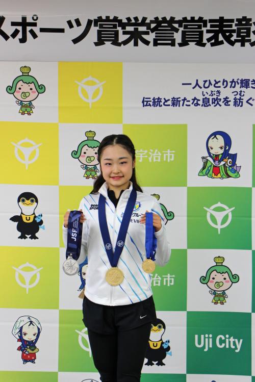 島田麻央選手
