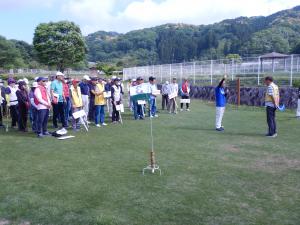 グラウンドゴルフ大会 選手宣誓の様子