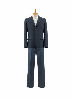 スラックススタイル