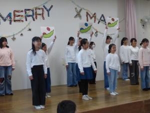 三室戸こども園訪問演奏2