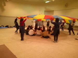 おやこっこらんどのパラバルーンのようす